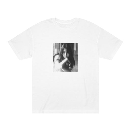 Classic Black and White Graphic Tee for Art Lovers, Minimalist T-Shirt, Unisex Gift, Casual Wear, Street Style Clothing
